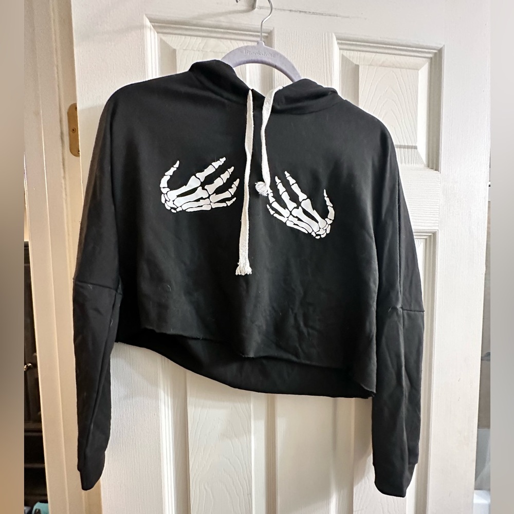 Skele-tiddy cropped hoodie